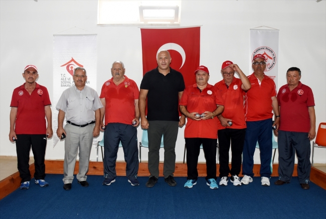 Alanya'da Kıbrıs gazileri bocce takımı kurdu
